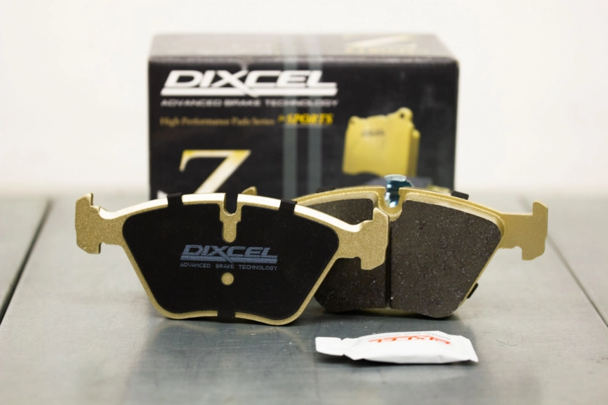 Тормозные колодки Dixcel Z-type Z 1211106 BMW Z4 E85/E86, X3 E83, 2.5i/3.0i, M3 E46, 525i/528i/535i E39, передние фото 4