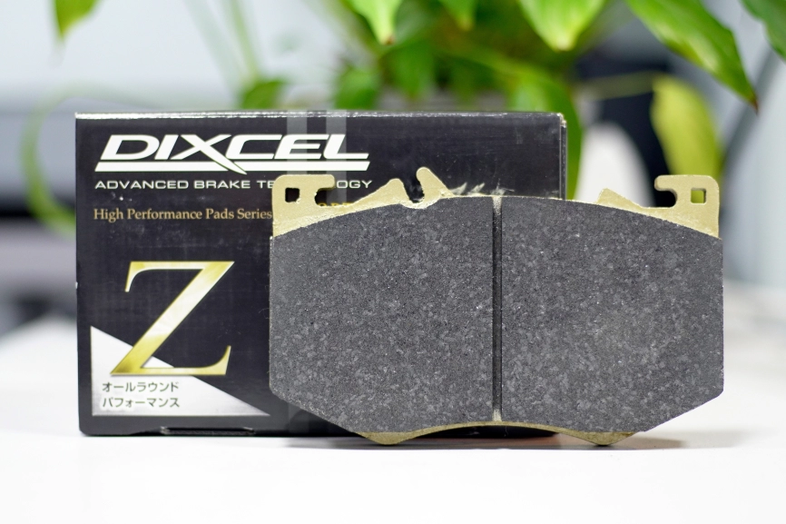 Тормозные колодки Dixcel Z type Z-1118302 Mercedes Benz W177 A35 AMG передние фото 2