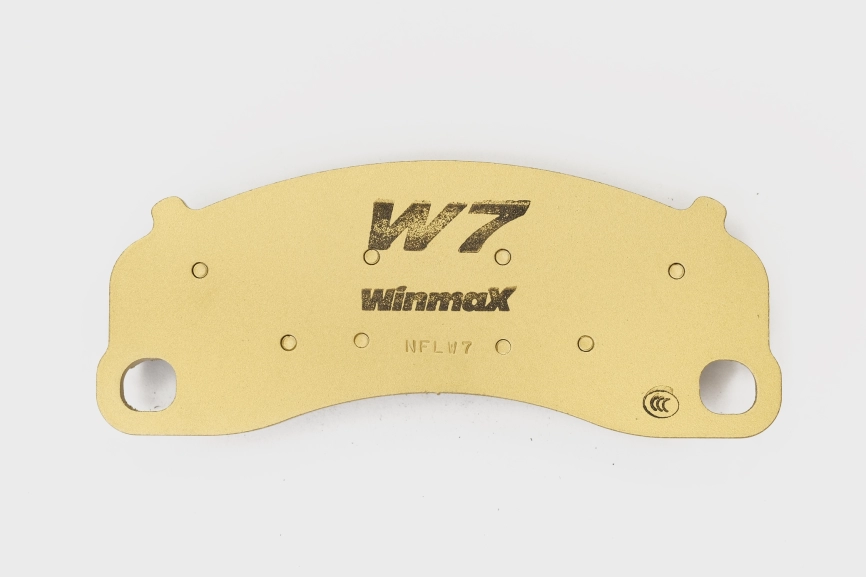Тормозные колодки Winmax W7 1401 EIP240 Porsche 911 GT3 Turbo (991, 922), 718 Cayman GT4 (982) передние фото 1
