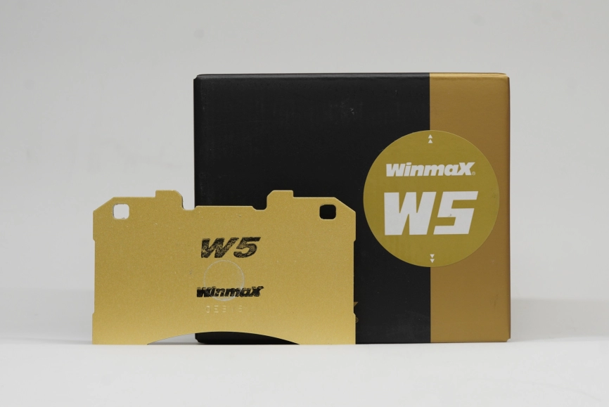 Тормозные колодки Winmax W5 1612 EP558 Toyota GR Yaris ヤリス I RC・18 inch wheel, передние фото 1