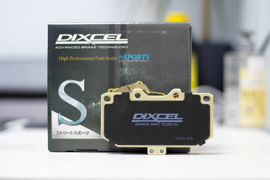 Тормозные  колодки Dixcel S type S-361074 Sumitomo® 4POT Subaru Forester Impreza GC GF GD GG WRX STi Legacy B4 передние фото 5