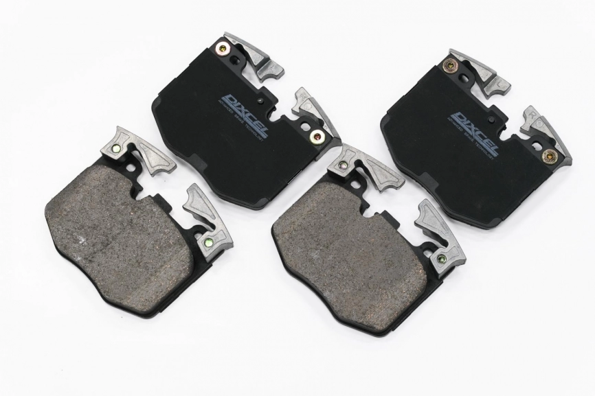 Тормозные колодки Dixcel Premium P-1212425 Toyota Supra DB42  BMW Z4/X3/X4/X5 G11/G12 передние фото 1